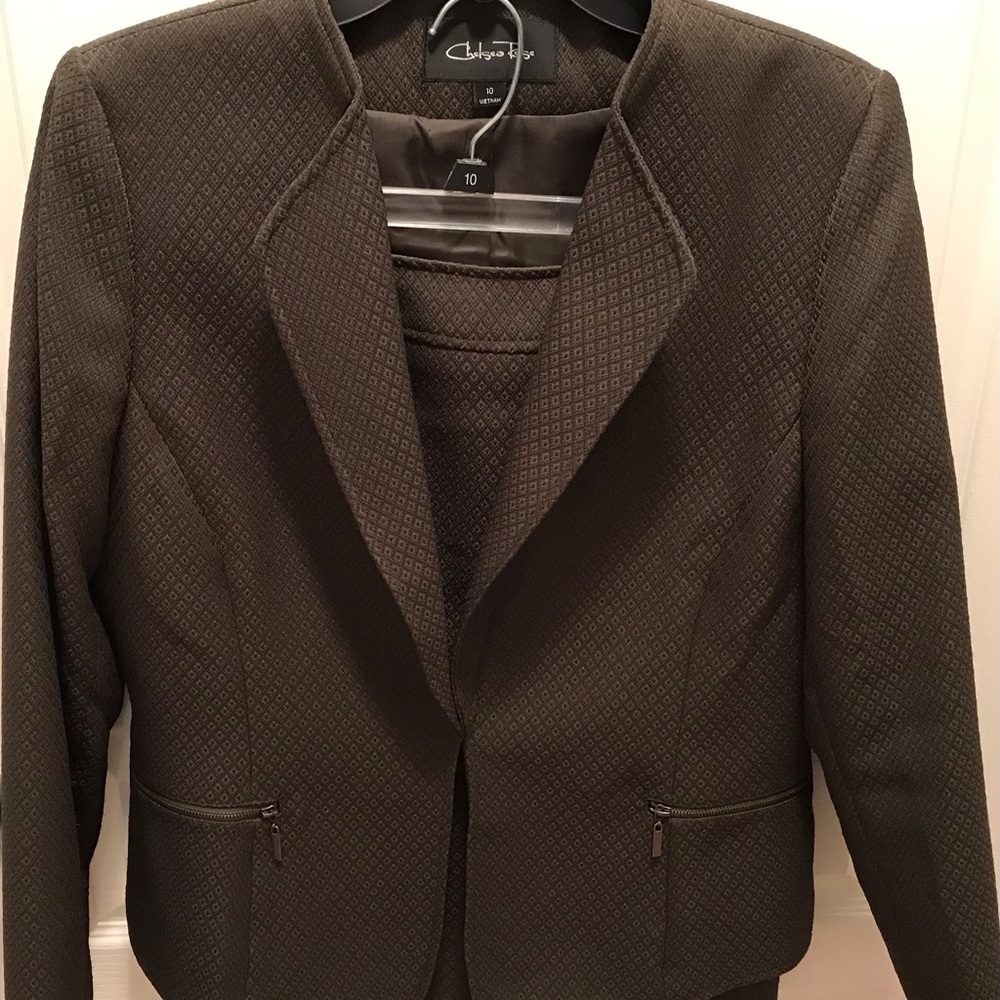 Chelsea Rose Olive Green Textured Skirt Suit